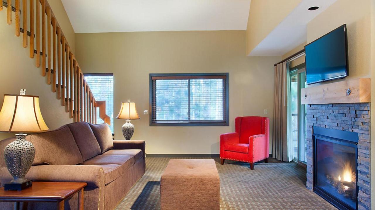 Bluegreen Vacations Christmas Mountain Village, An Ascend Resort Wisconsin Dells Ngoại thất bức ảnh