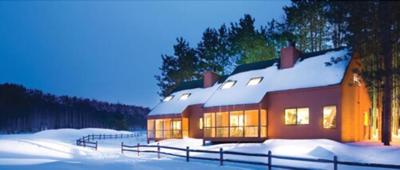 Bluegreen Vacations Christmas Mountain Village, An Ascend Resort Wisconsin Dells Ngoại thất bức ảnh