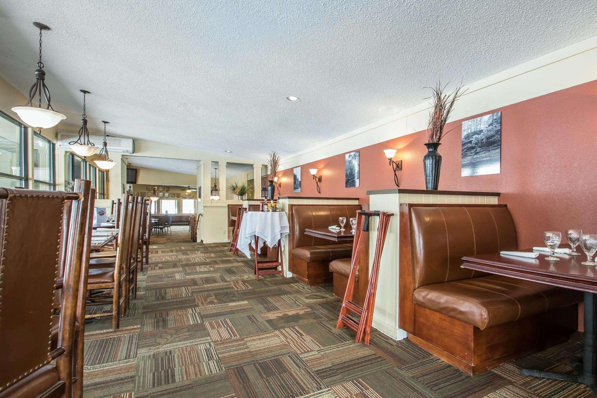 Bluegreen Vacations Christmas Mountain Village, An Ascend Resort Wisconsin Dells Ngoại thất bức ảnh
