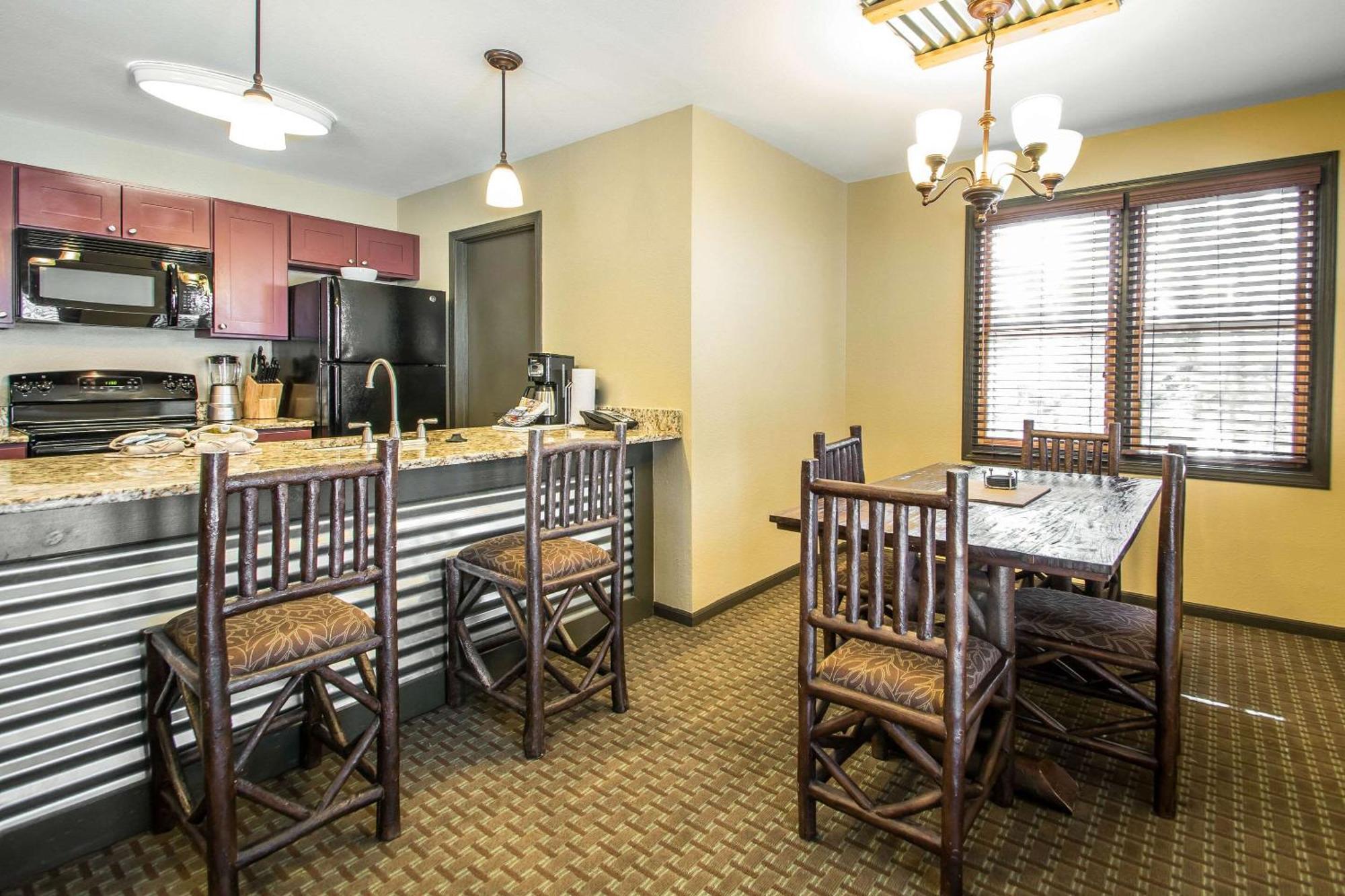 Bluegreen Vacations Christmas Mountain Village, An Ascend Resort Wisconsin Dells Ngoại thất bức ảnh