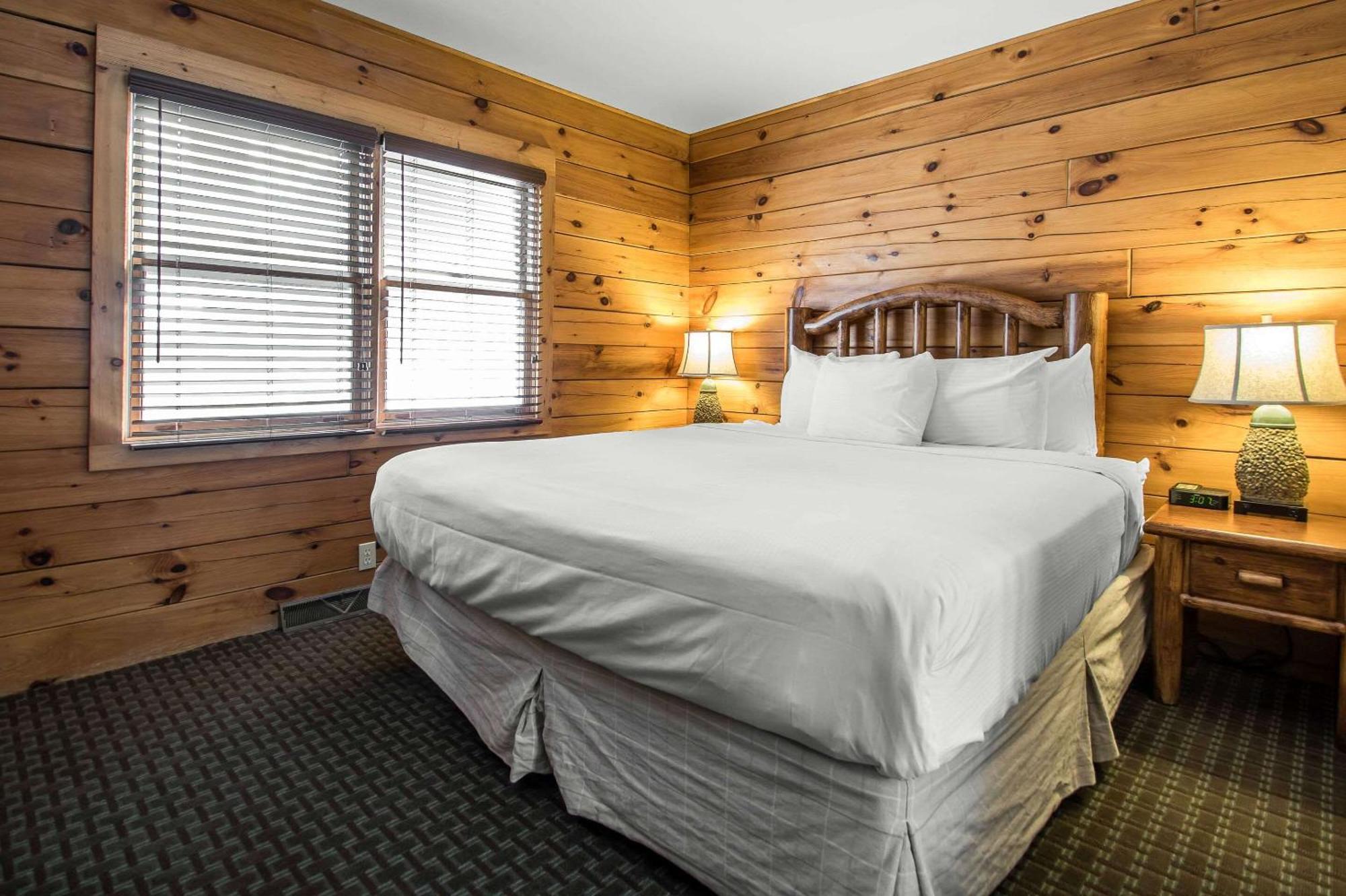 Bluegreen Vacations Christmas Mountain Village, An Ascend Resort Wisconsin Dells Ngoại thất bức ảnh