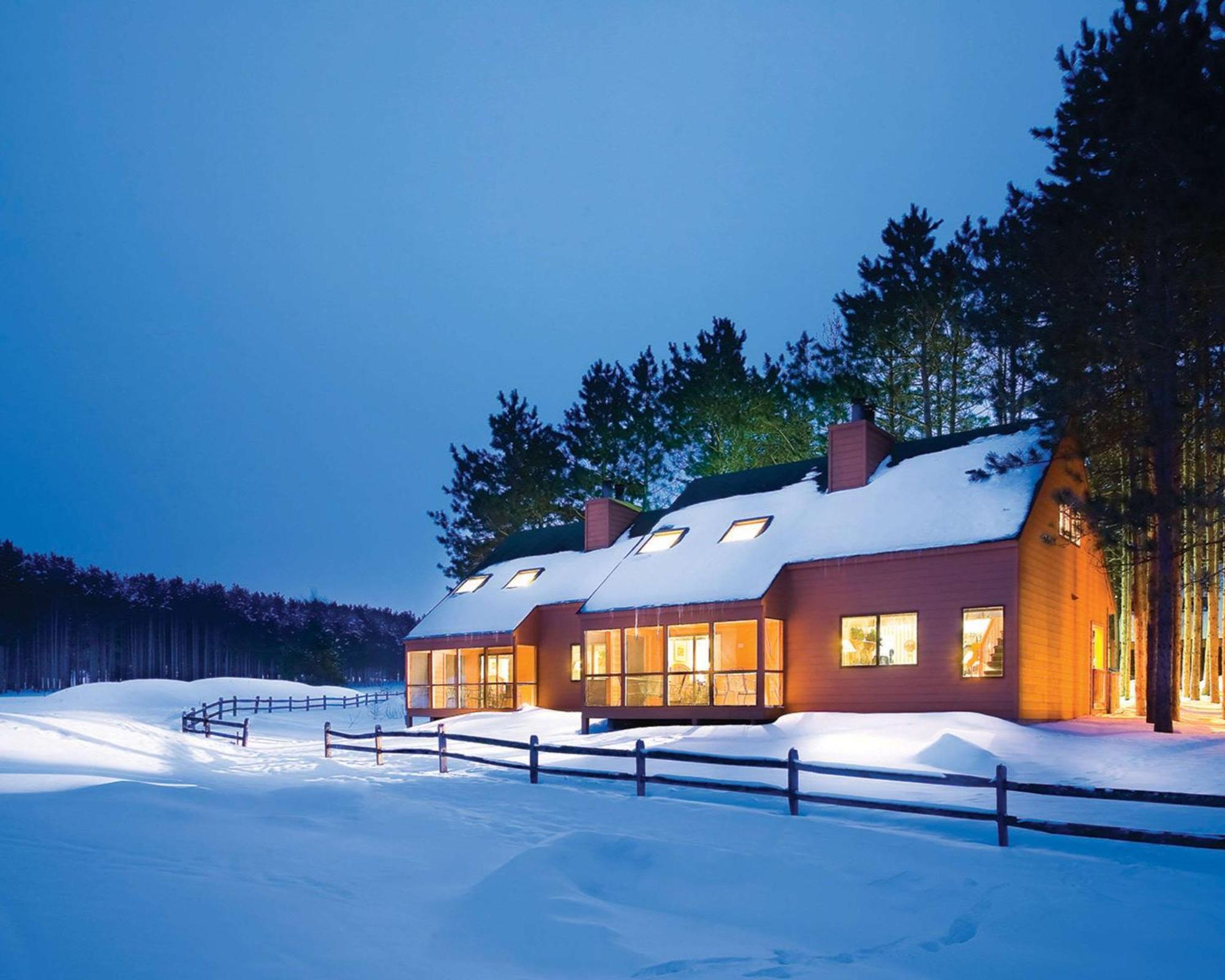 Bluegreen Vacations Christmas Mountain Village, An Ascend Resort Wisconsin Dells Ngoại thất bức ảnh