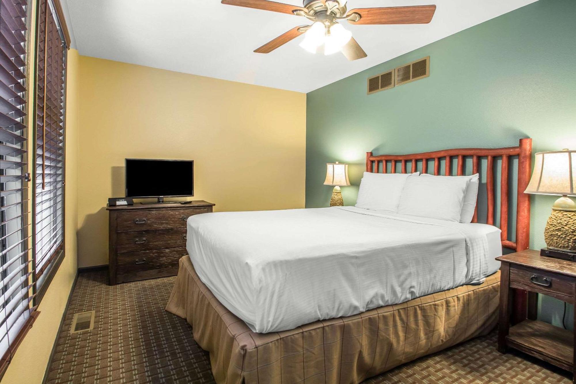 Bluegreen Vacations Christmas Mountain Village, An Ascend Resort Wisconsin Dells Ngoại thất bức ảnh