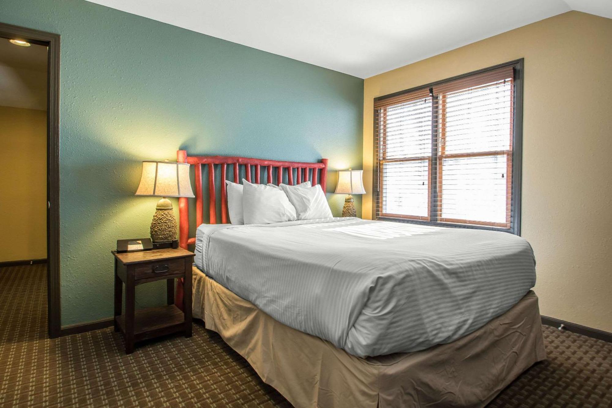 Bluegreen Vacations Christmas Mountain Village, An Ascend Resort Wisconsin Dells Ngoại thất bức ảnh